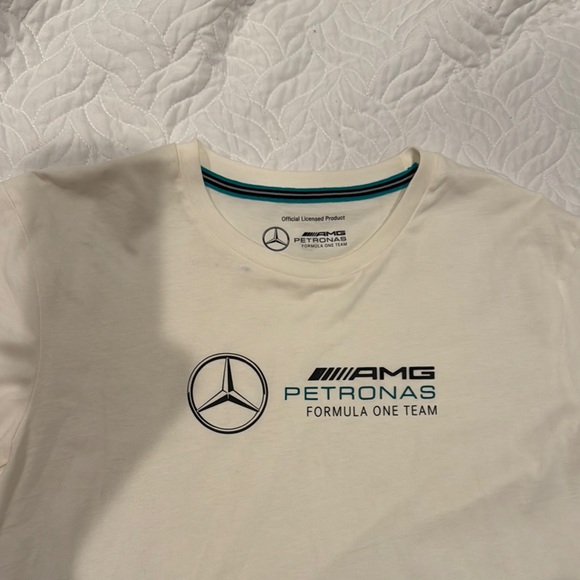 Mercedes AMG Petronas Formula 1 T-Shirt - Picture 2 of 4